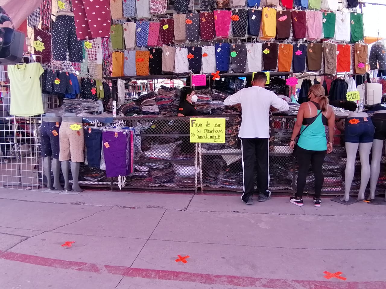 Suspenden Tianguis de Temixco por semáforo rojo – Conurbados